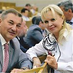 Рабочий момент, коллеги Наталья Ермакова и Первый заместитель председателя Комитета ГД по физической культуре и спорту, президент Федерации хоккея России Владислав Третьяк